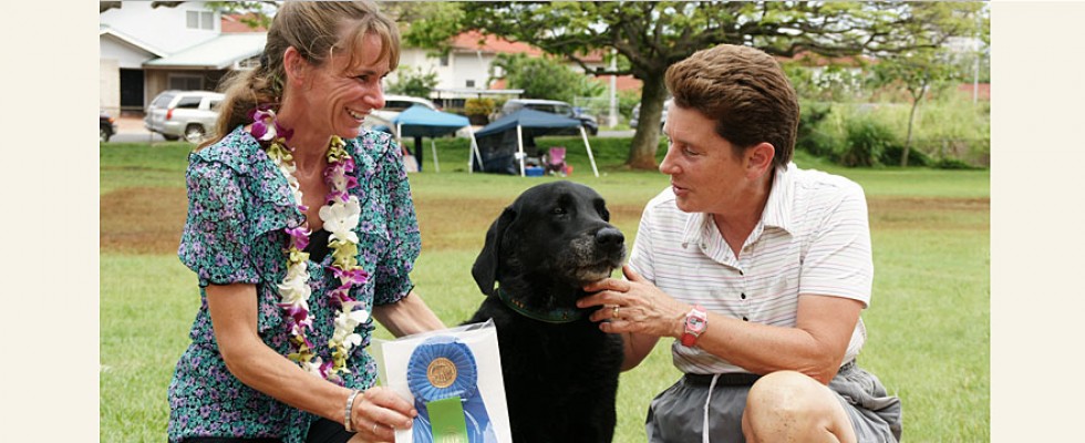 AKC Agility Judge Deb Wheeler with Cathy Staege Dog-Black Lab Photo by Ingrid Manzione